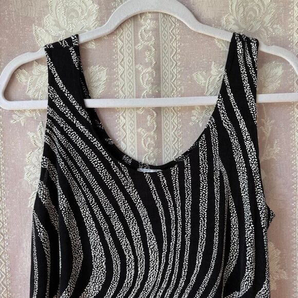 Jostar Vintage Women's Black and White Dress - Picture 2 of 5